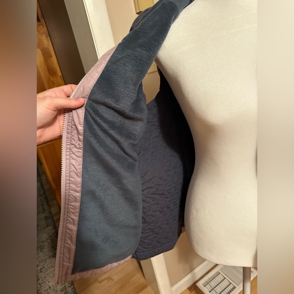 LLBean fleece lined vest - Picture 4 of 8